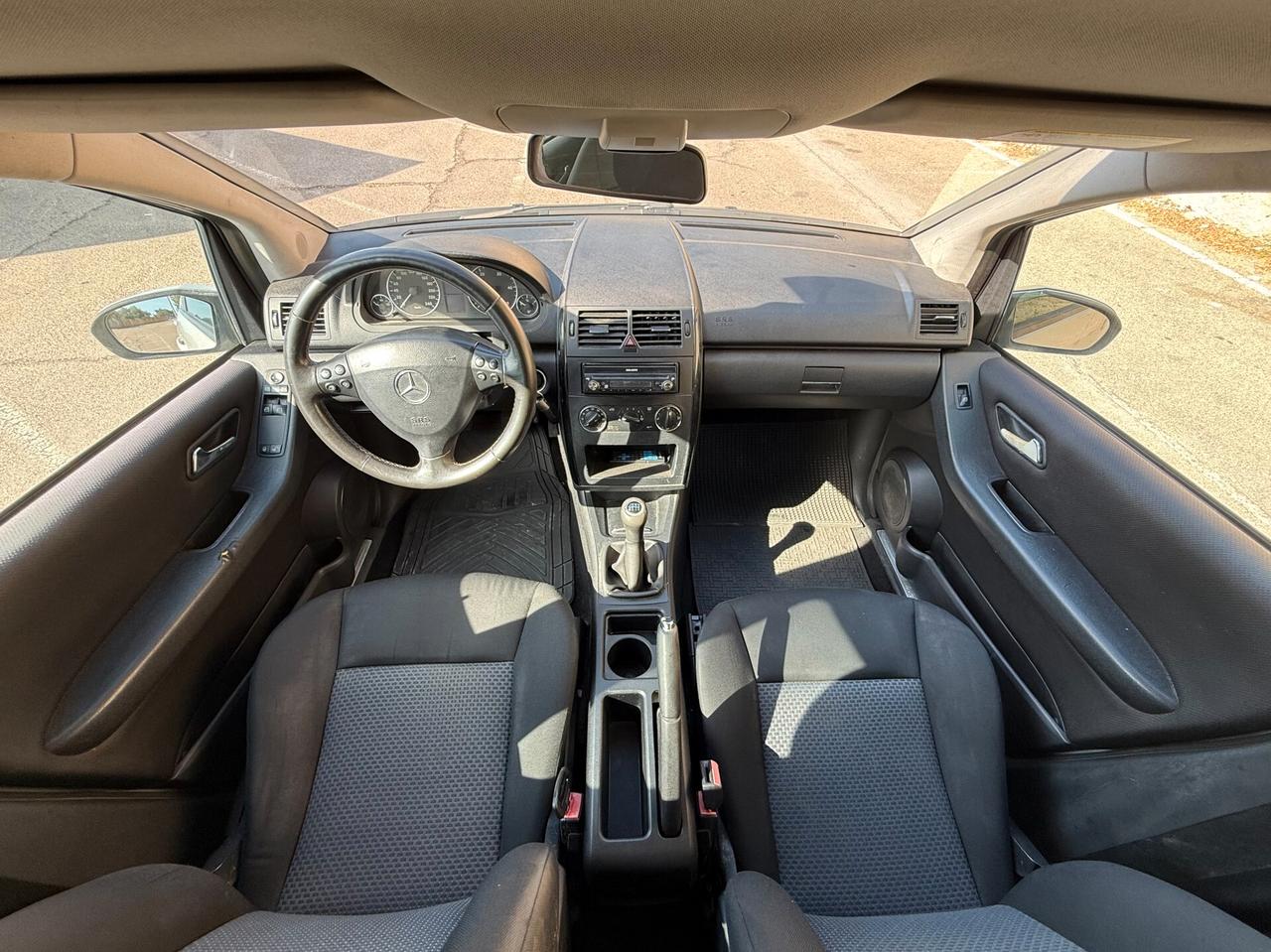 Mercedes A 180 110 CV/CLIMA/5 POSTI