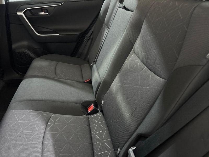 Toyota RAV4 V 2.5 vvt-ie h Active 2wd 218cv e-cvt