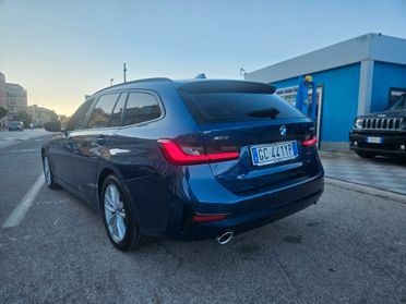 Bmw 320d xDrive Touring Business Advantage