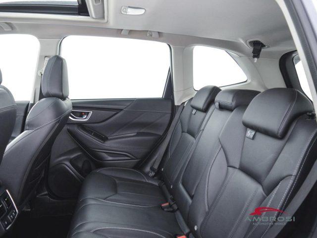 SUBARU Forester 2.0i e-boxer Premium lineartronic