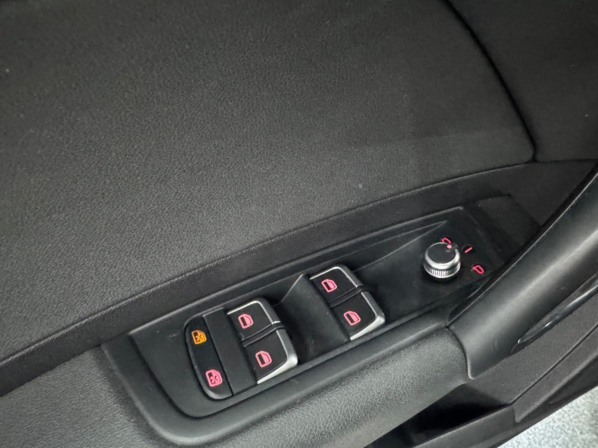 AUDI A1 Sportback 1.4 TDI S tronic Sport UNICO PROP/ LED/ NAVIGATORE/ NEOPATENTATI