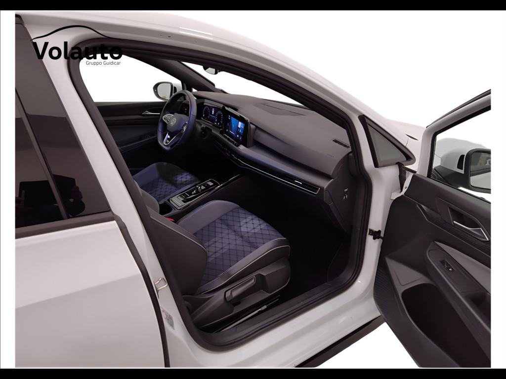 VOLKSWAGEN Golf VIII 2020 - Golf 1.5 etsi evo R-Line 130cv dsg