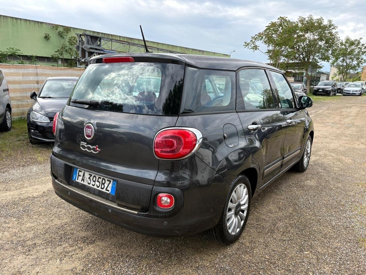 Fiat 500L Living 1.6 Multijet 105 CV Lounge 2015 172.000 KM