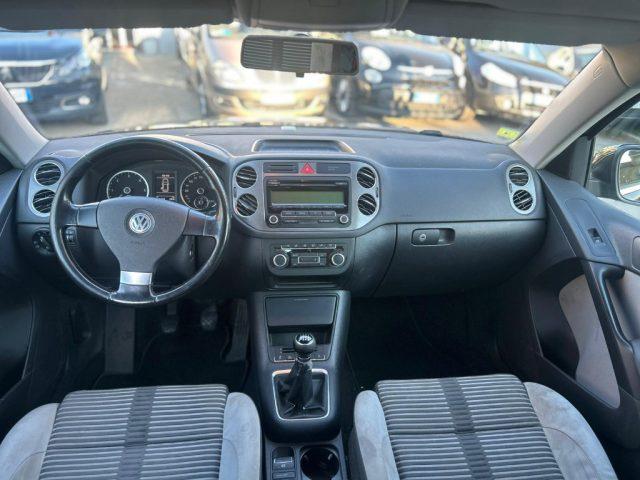 VOLKSWAGEN Tiguan 2.0 TDI DPF 4MOTION Sport & Style