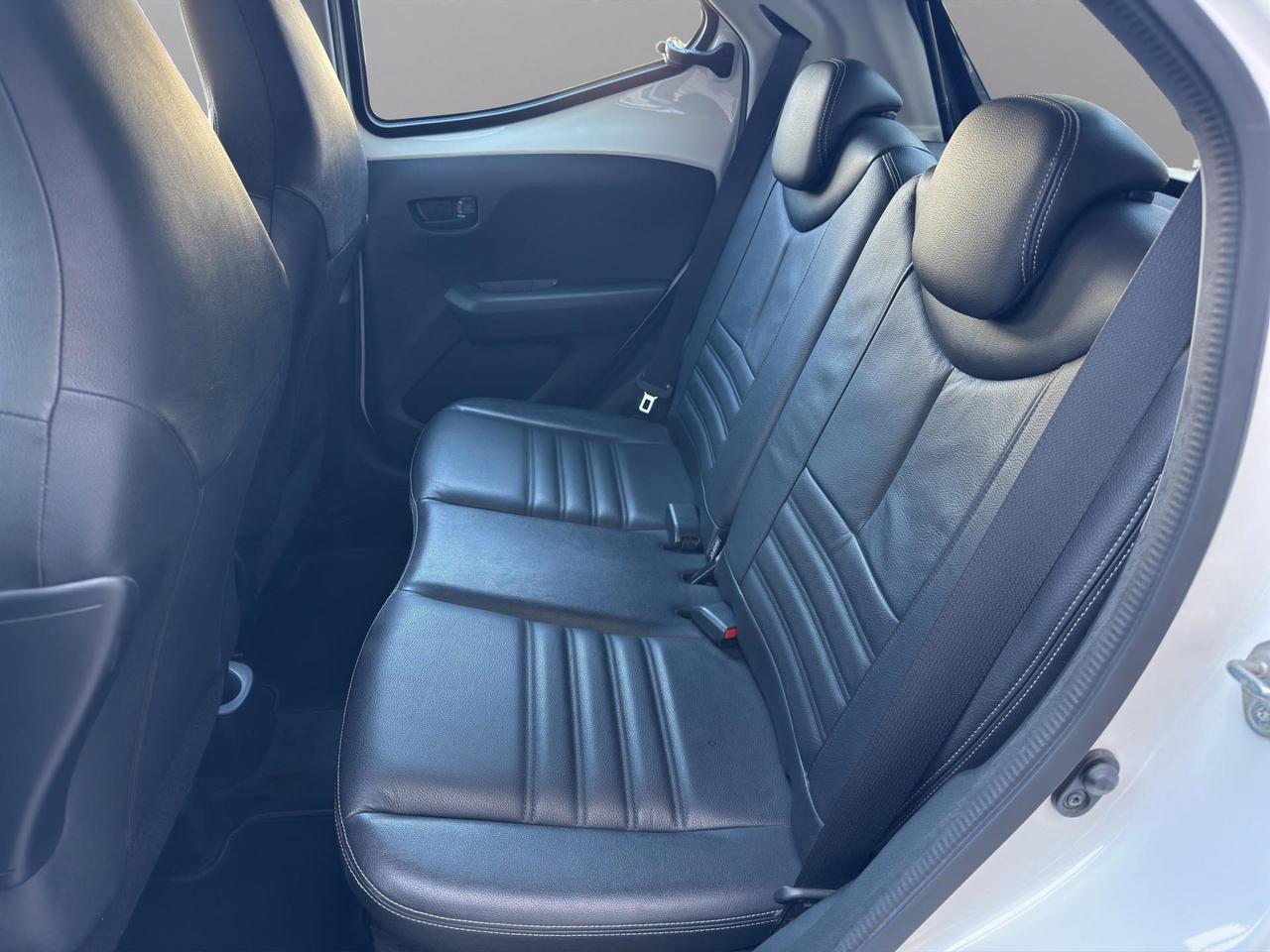 Toyota Aygo 5p 1.0 x-play my15