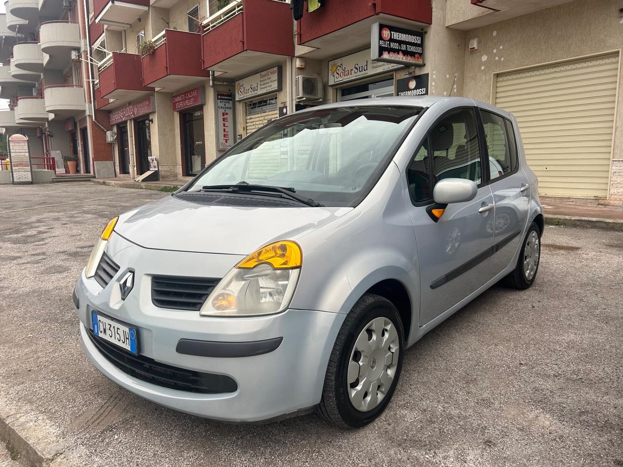 Renault Modus 1.5 dCi 85CV Initiale