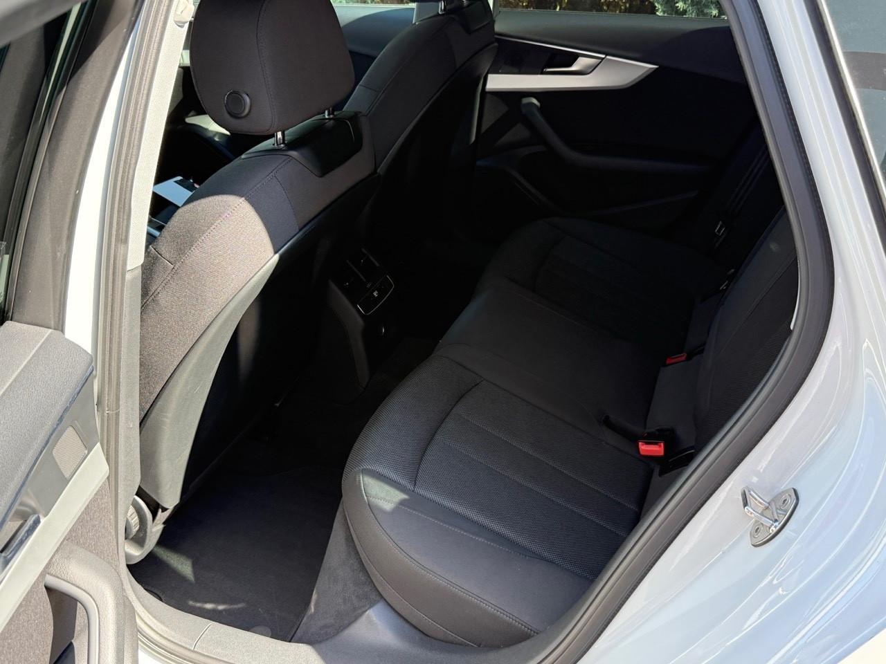 Audi A4 Avant 2.0 TDI 150 CV S tronic 2018/UNIPRO