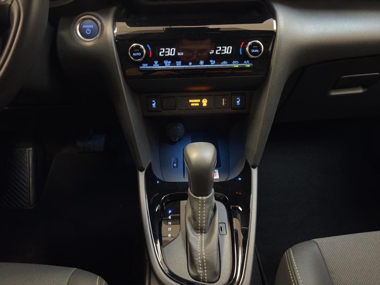 Toyota Yaris Cross 1.5h Adventure fwd 116cv e-cvt