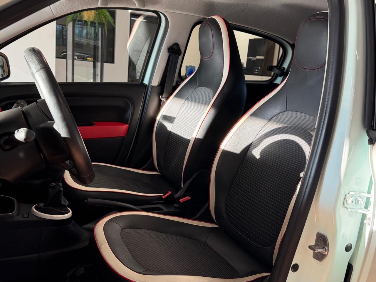 Renault Twingo 1.0 69CV LIMITED LED UNIPRO GARANZIA