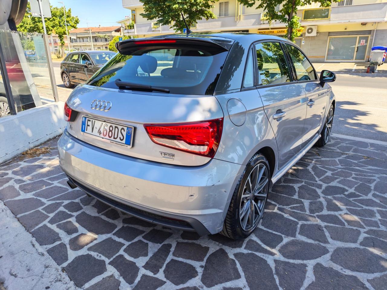 Audi A1 SPB 1.0 95cv TFSI ultra S tronic Metal plus