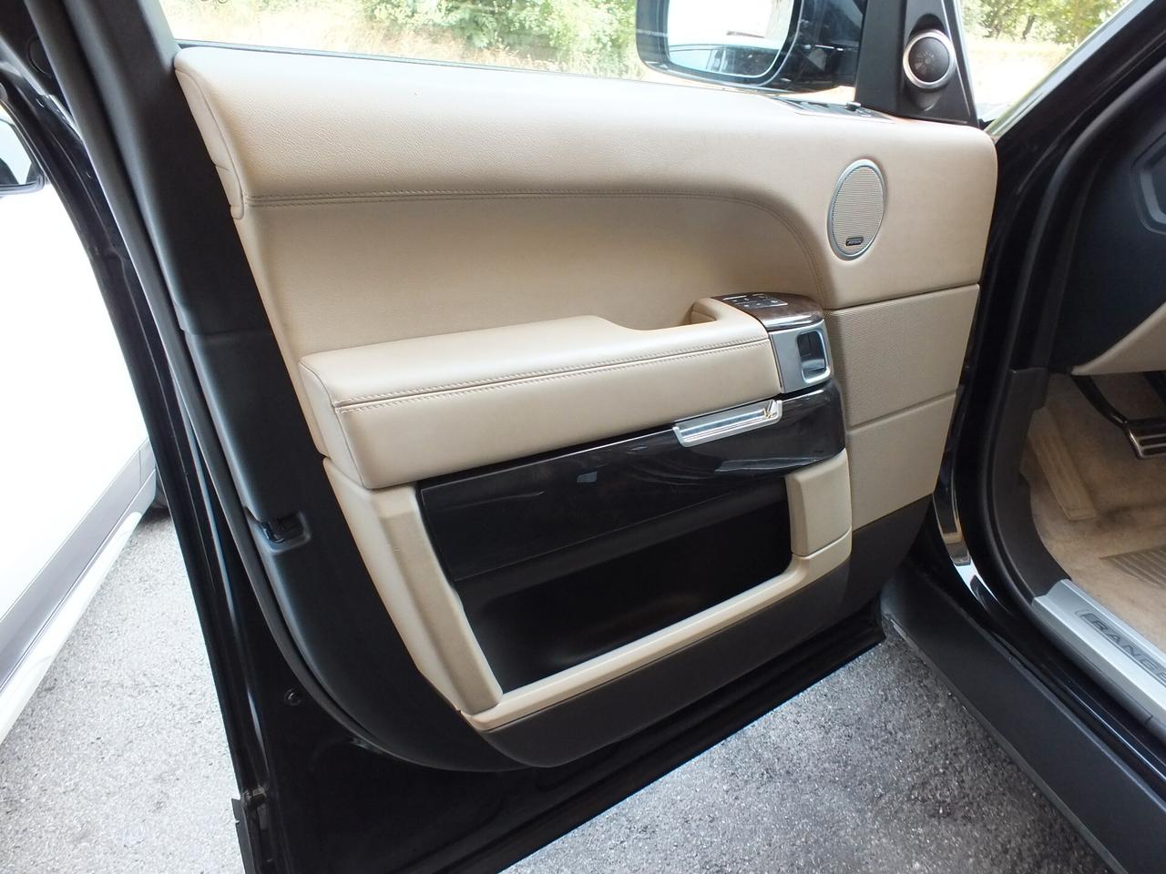 RANGE ROVER 4.4 SDV8 VOGUE SEDILI VENTILATI