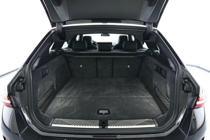 BMW Serie 5 520d xDrive M Sport Gancio Tetto Pelle Camera 360°