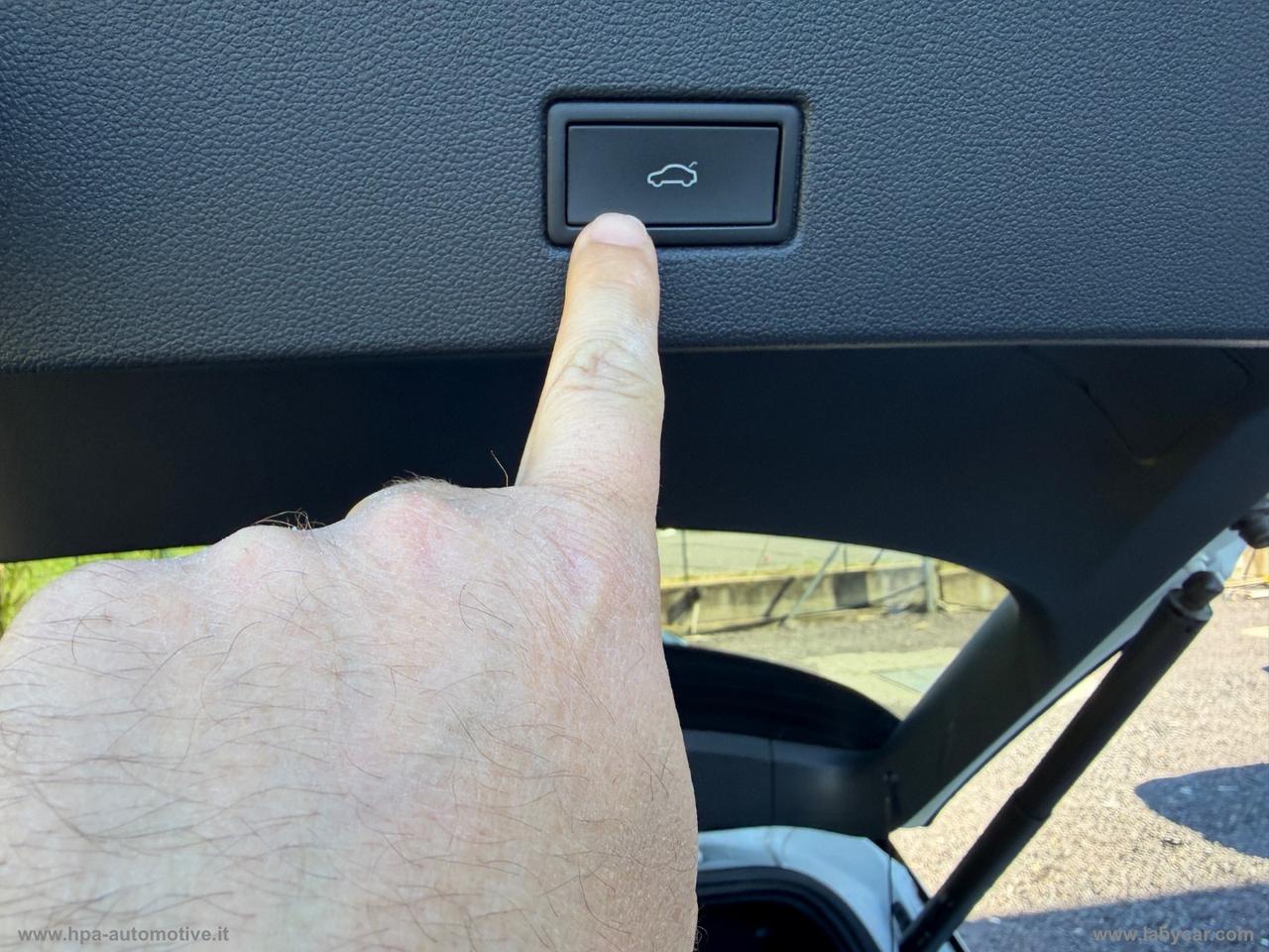 VOLKSWAGEN T-Roc 1.5 TSI 150CV SPORT LED NAVI TETTO RETROCAMERA