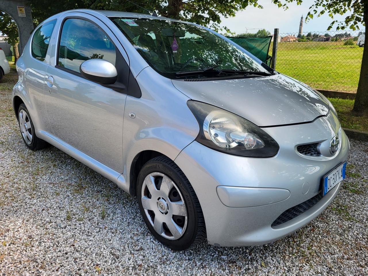 Toyota Aygo 1.0 12V VVT-i 3 porte Sol