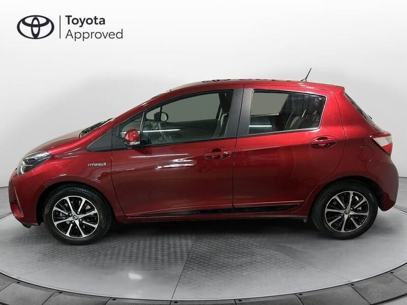 Toyota Yaris 1.5 Hybrid 5 porte Active Plus X NEOPATENTATI + CERCHI IN LEGA