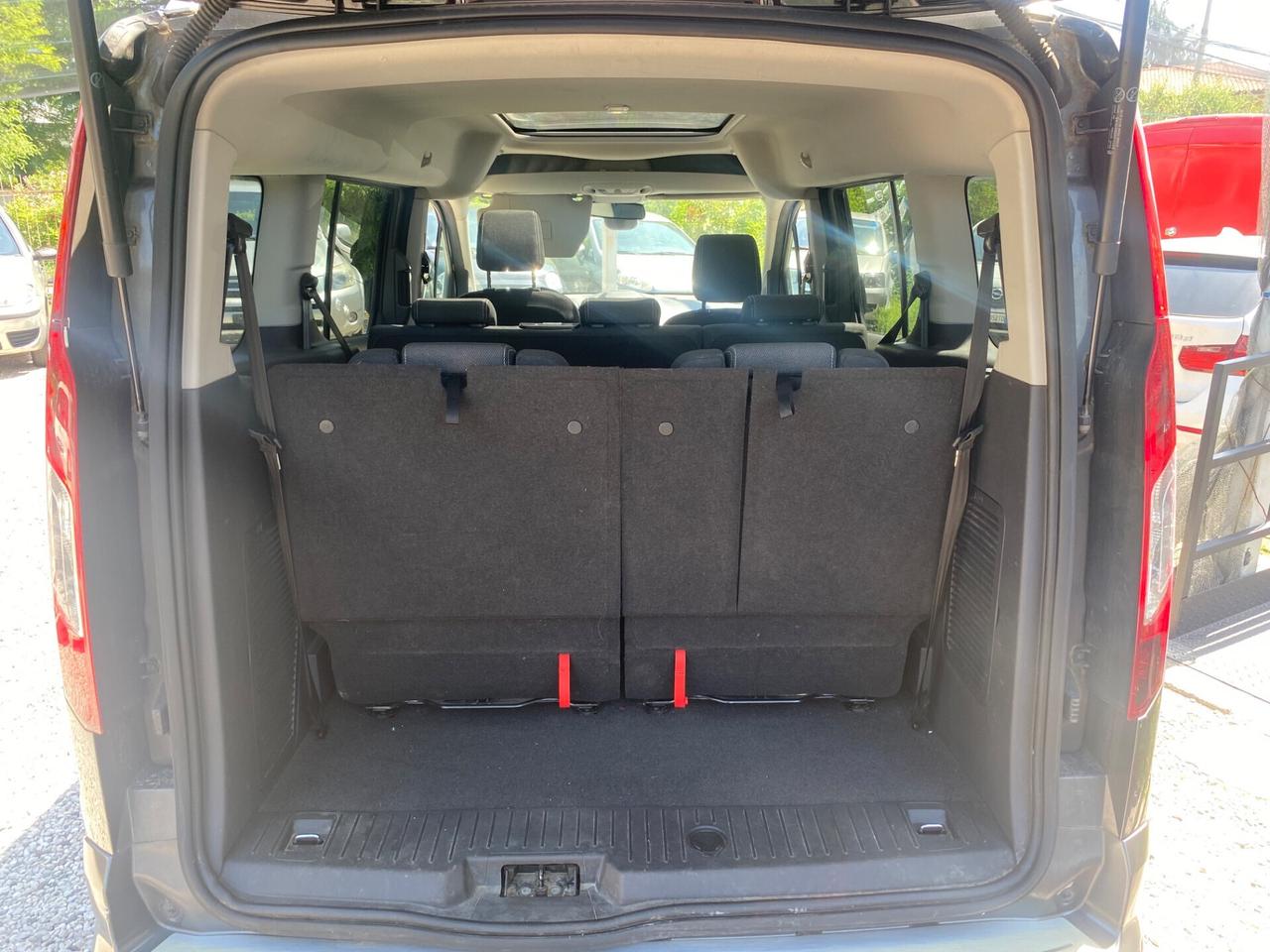 Ford Tourneo Connect 7 POSTI TDCi 120 CV Titanium