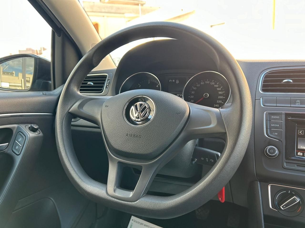 Volkswagen Polo 1.4 TDI 55Kw COMFORTLINE-2015