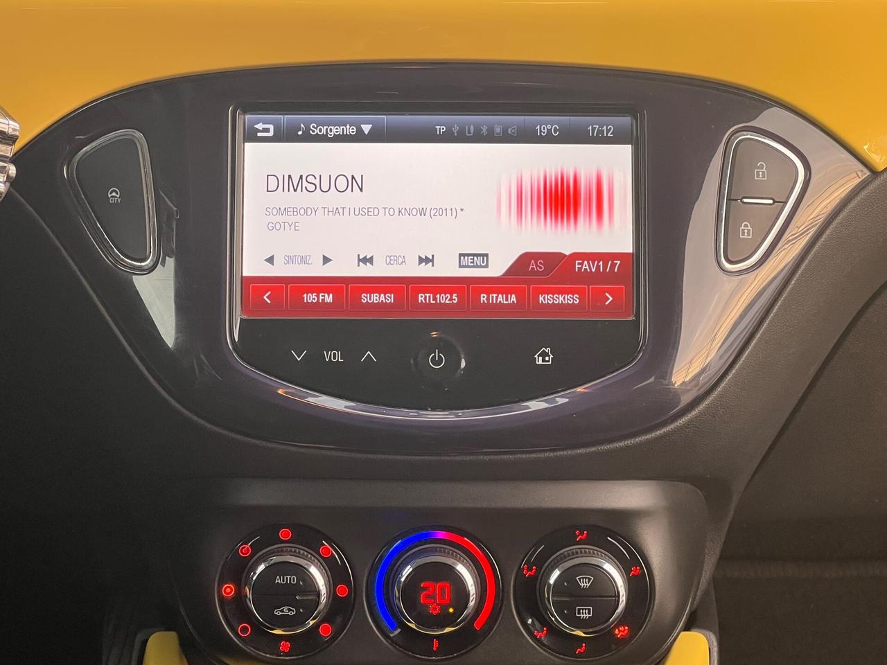 Opel Adam 1.2 70 CV Slam