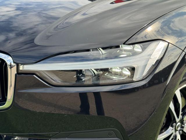 VOLVO XC60 B4 (d) 197cv Geartronic Momentum Pro