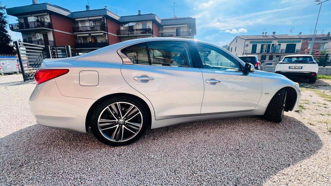 Infiniti Q50 2.2 diesel AT Sport