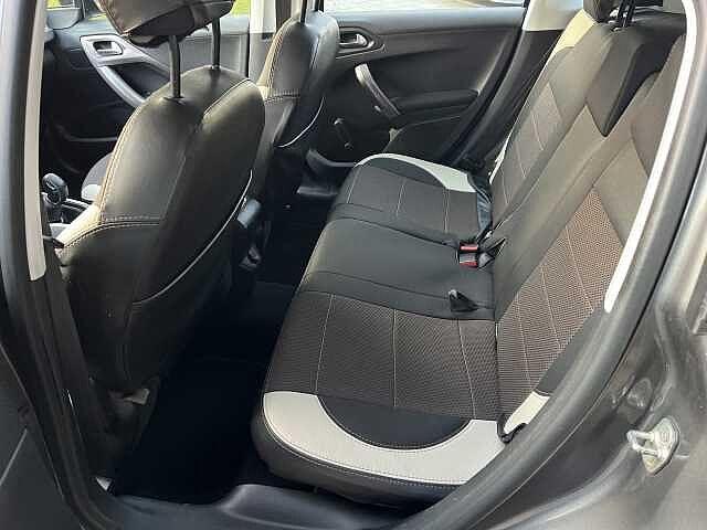 Peugeot 2008 BlueHDi 100 Active