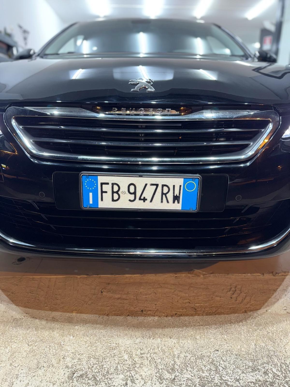 Peugeot 308 BlueHDi 120 S&S SW Allure