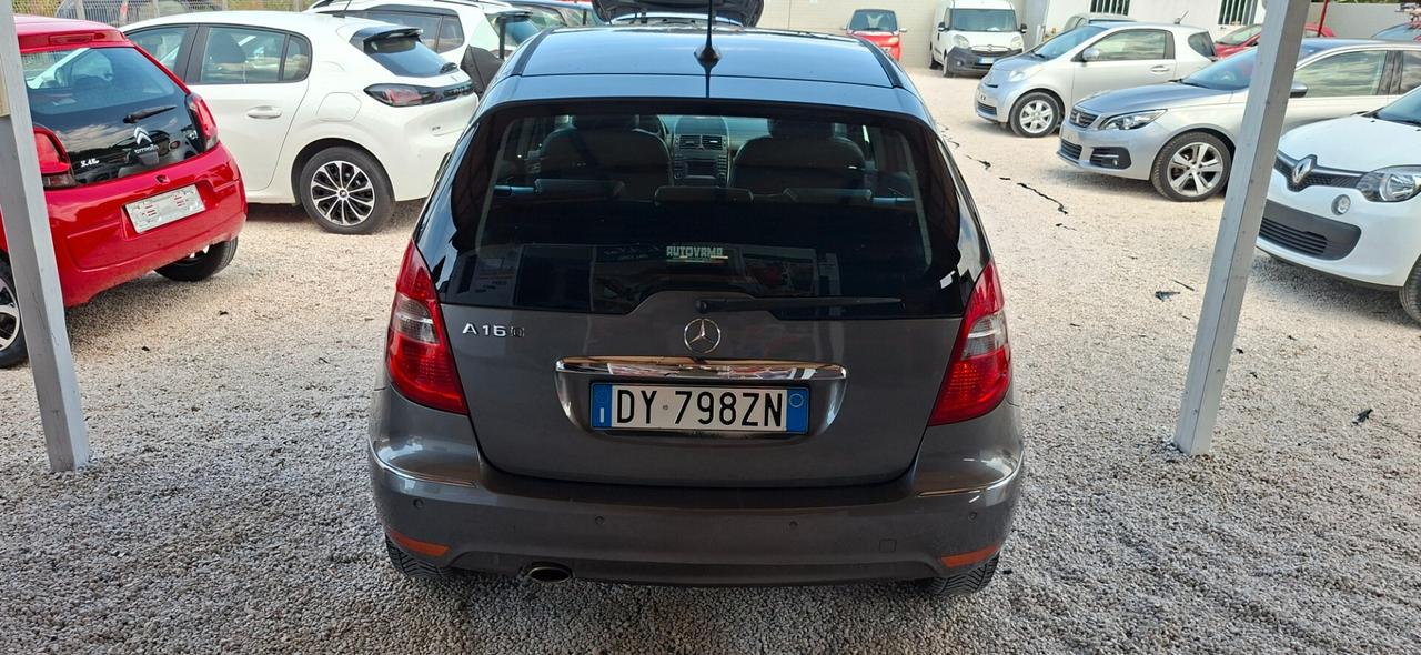Mercedes-benz A 160 BlueEFFICIENCY Elegance
