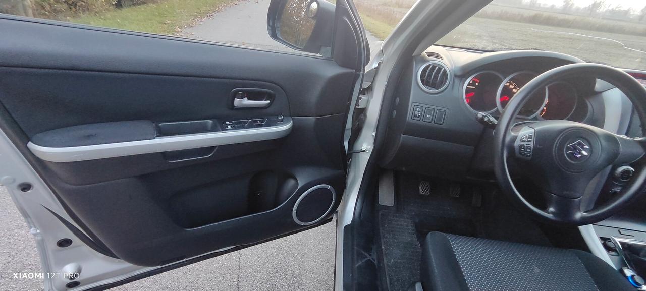 Suzuki GRAN VITARA 1.9 DDiS 5p Executive