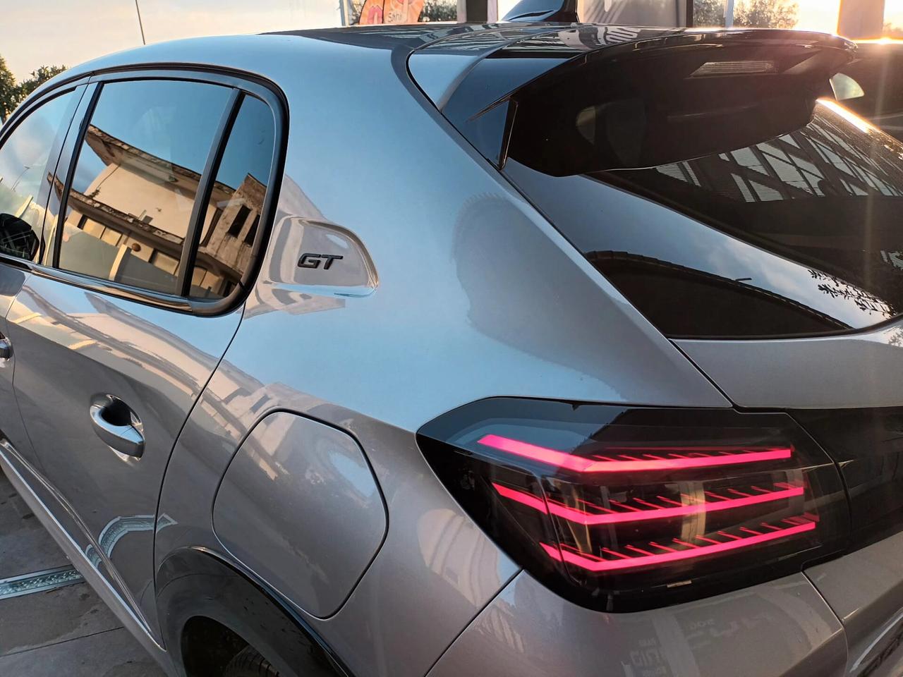 Peugeot 208 GT 1.2 PureTech 100CV Stop&Start 5 porte