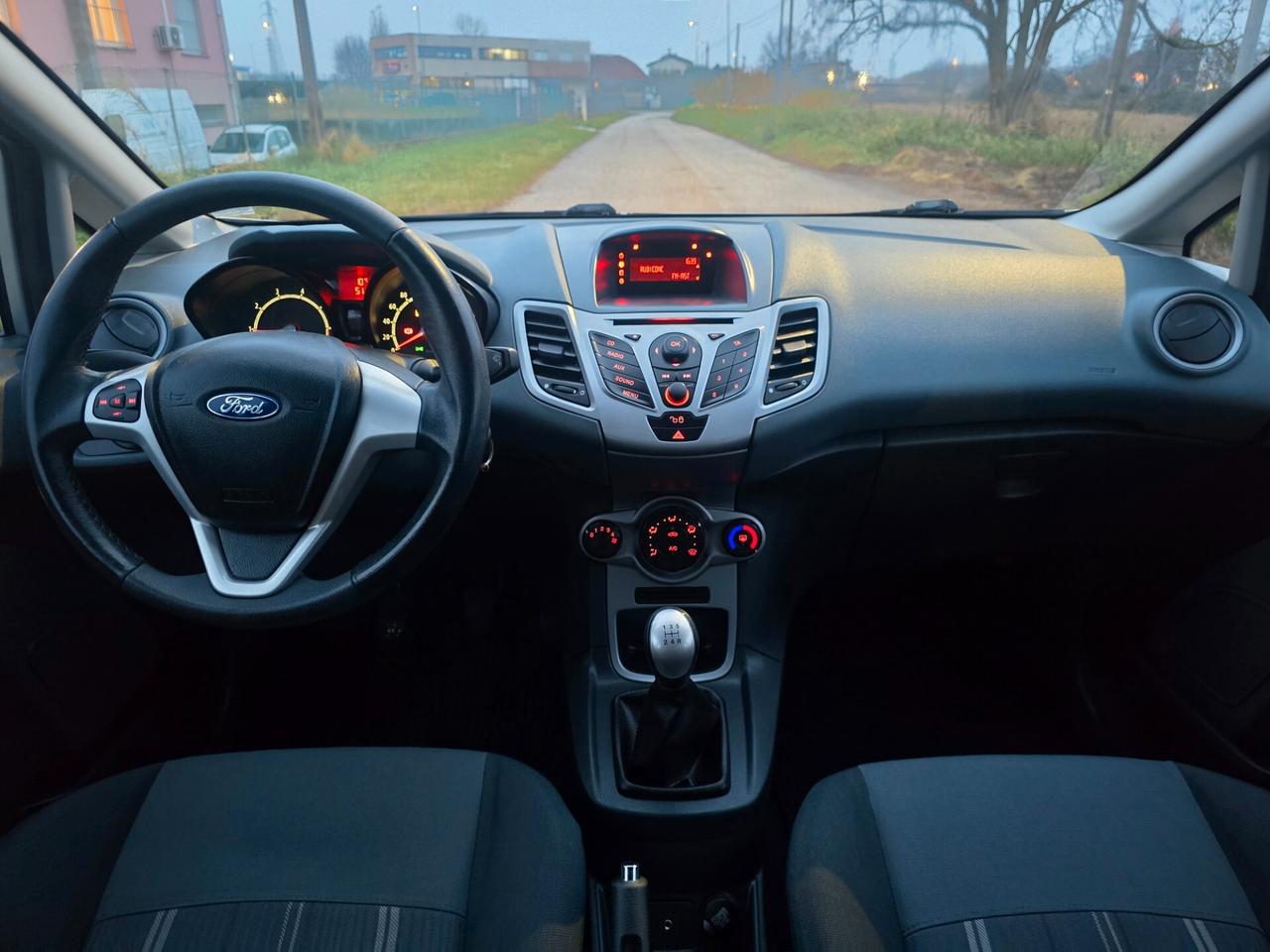 Ford Fiesta 1.2 Benzina con GARANZIA-NEOPATENTATI