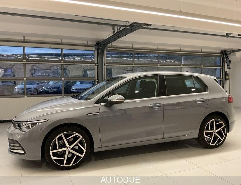 Volkswagen Golf 8 1.5 TSI EVO ACT STYLE 130CV