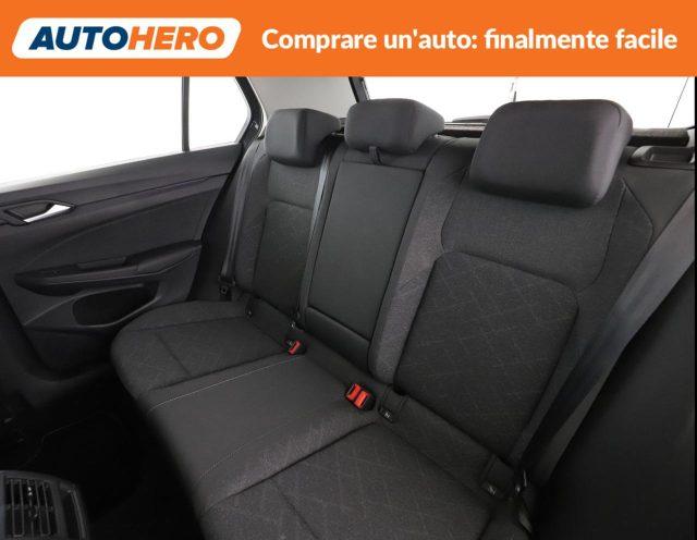 VOLKSWAGEN Golf 1.0 eTSI EVO DSG Life