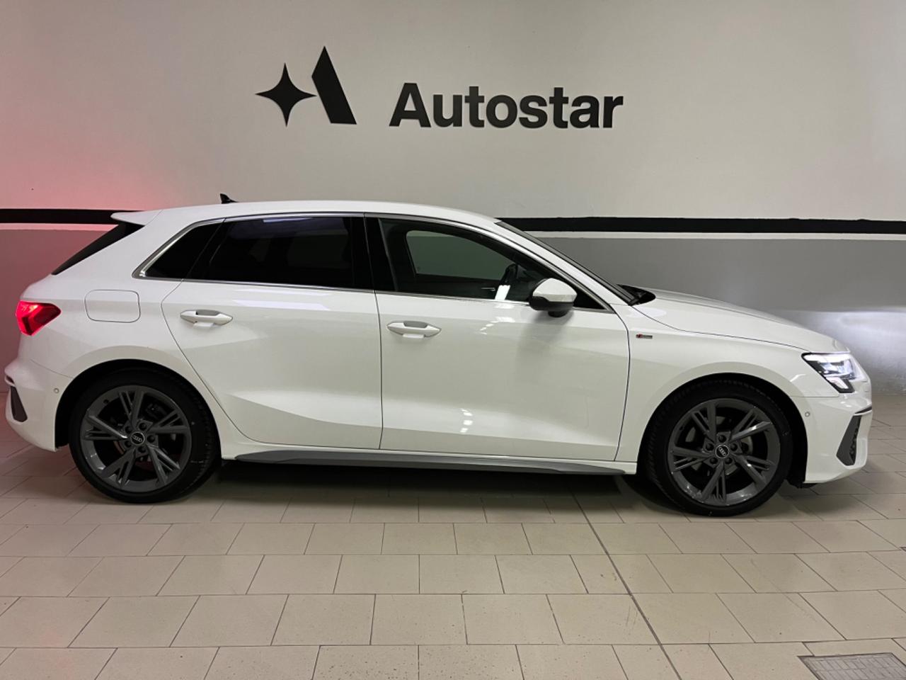 Audi A3 SPB 30 TFSI S tronic line edition