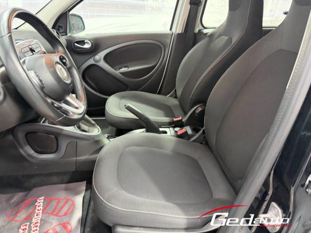 SMART ForFour 70 1.0 Passion LED