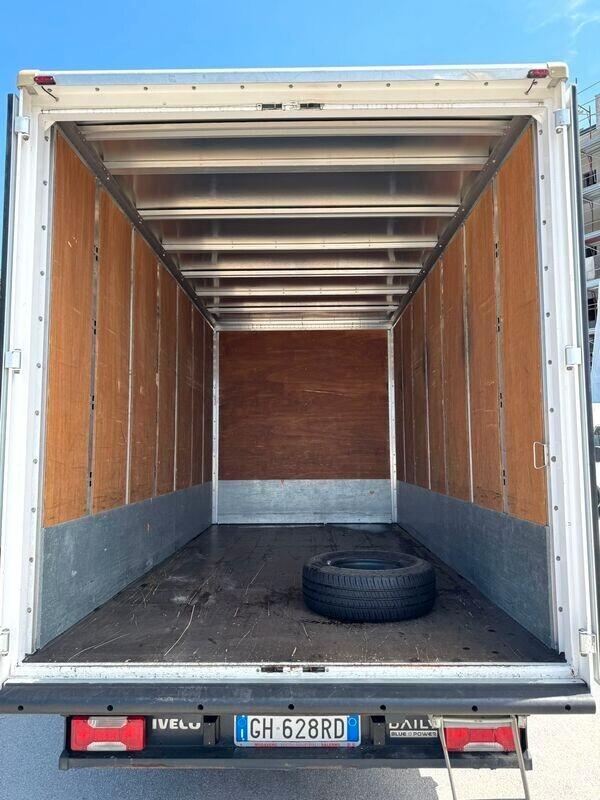 NEW IVECO DAILY 35S14 METANO FURGONATO 2022