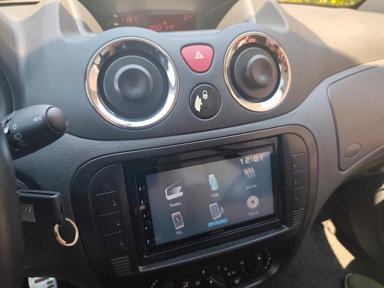 Citroen C2 1.1 VTR euro 4 schermo neopatentati