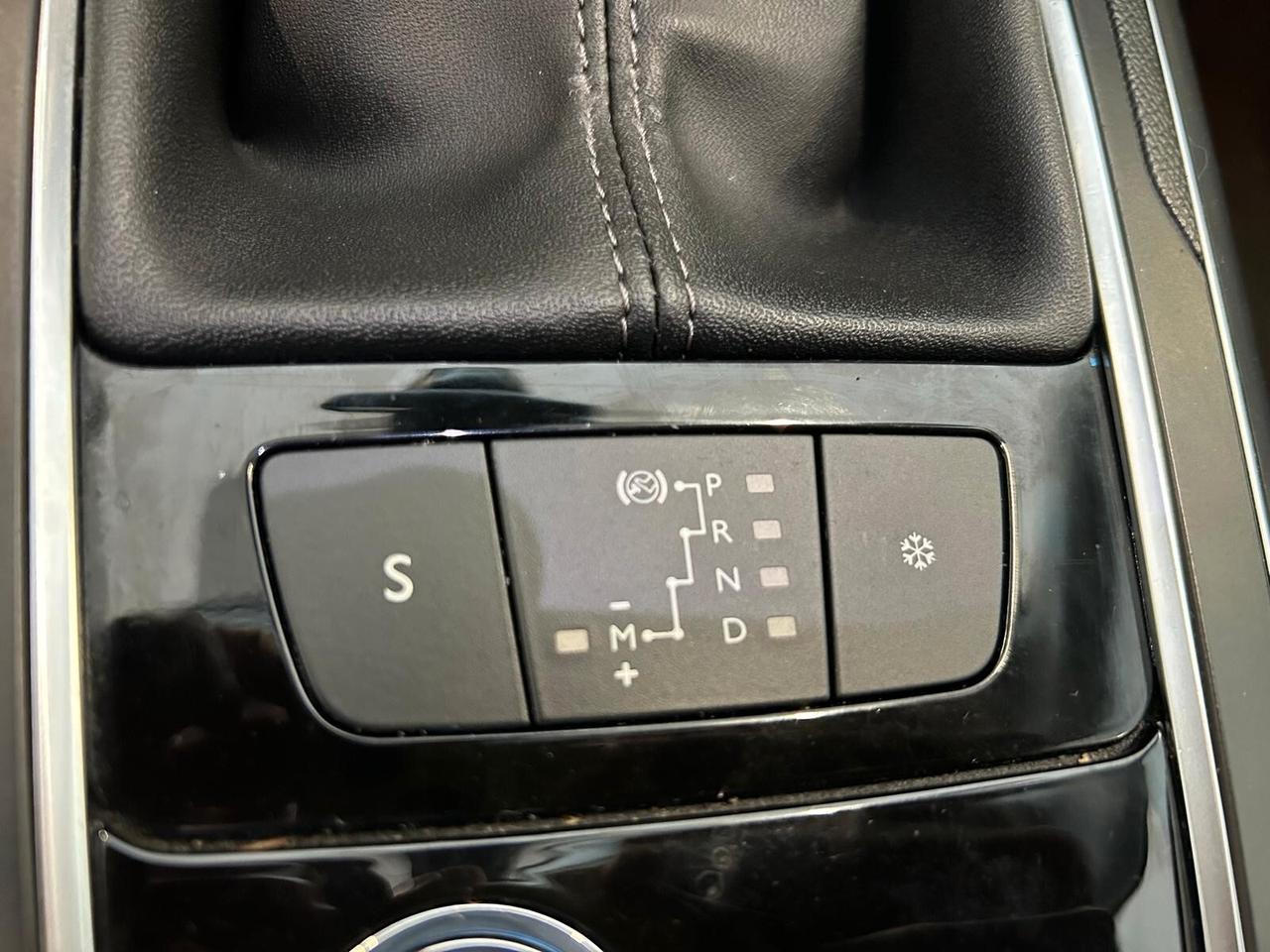Peugeot 308 SW ALLURE BlueHDi 130 EAT6 SPOTICAR