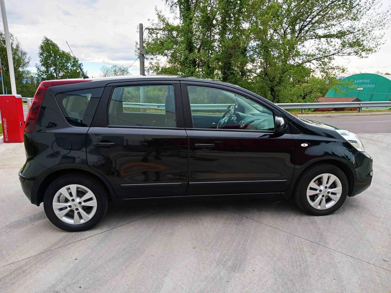 Nissan Note 1.4 benz. - POCHI KM - PERFETTA