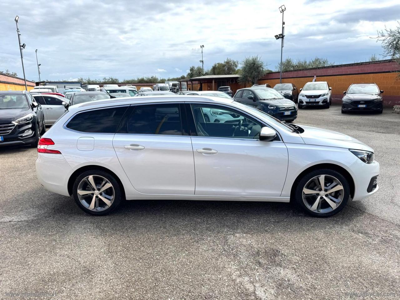 PEUGEOT 308 SW ALLURE 1.5 BlueHDi 130CV