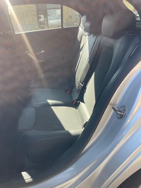 Mercedes-benz A 180 A 180 d Automatic Sport leve F1
