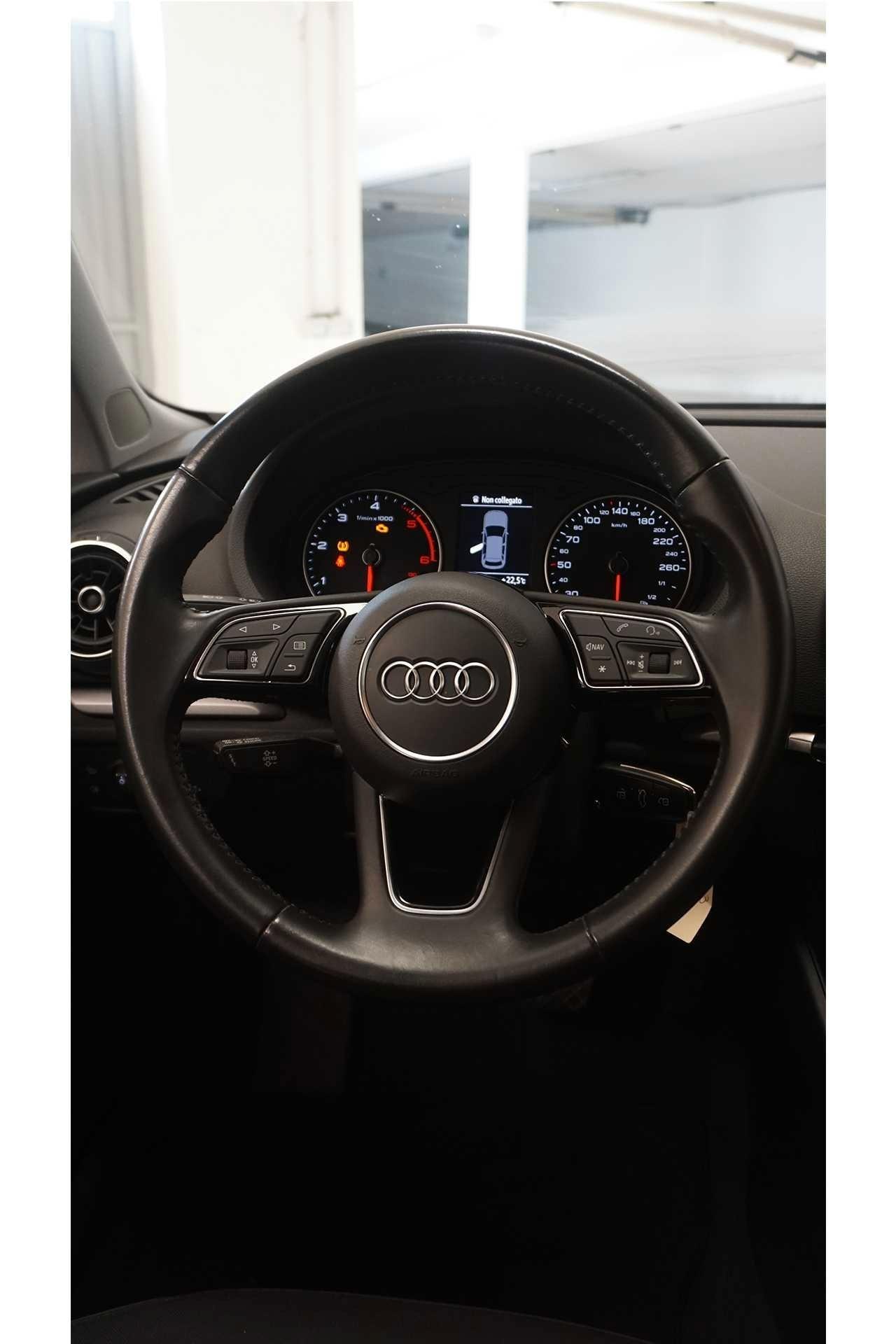 Audi A3 SPB 2.0 TDI S tronic Business