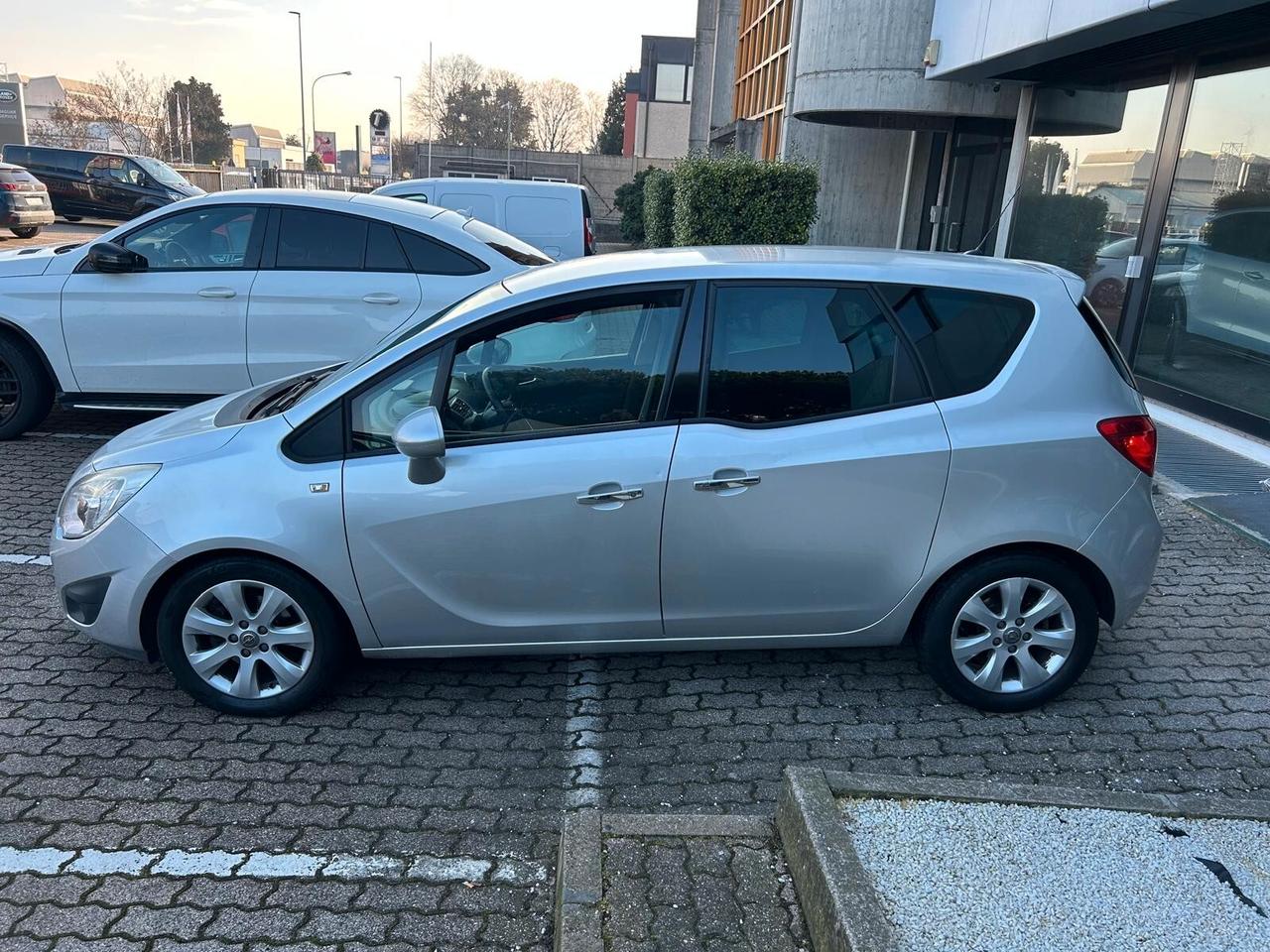 Opel Meriva 1.3 cdti 95cv NEOPATENTATI IVA ESP