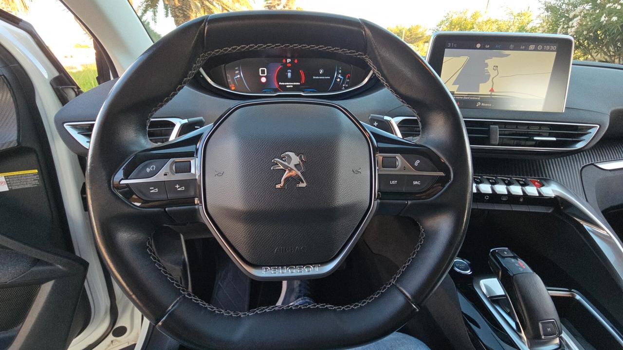Peugeot 3008 BlueHDi 120 S&S Business