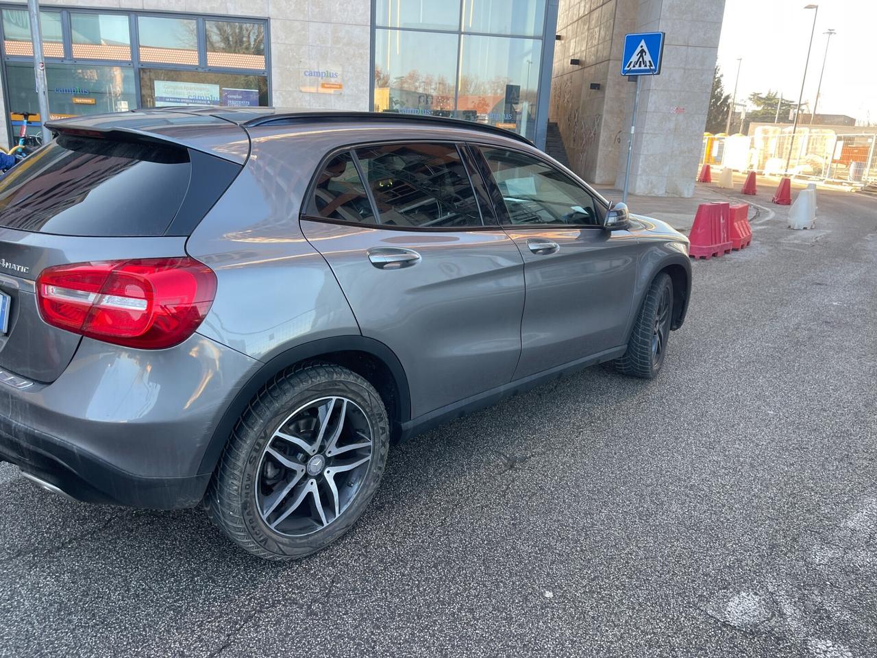 Mercedes-benz CLA 200 d 4Matic Automatic Executive