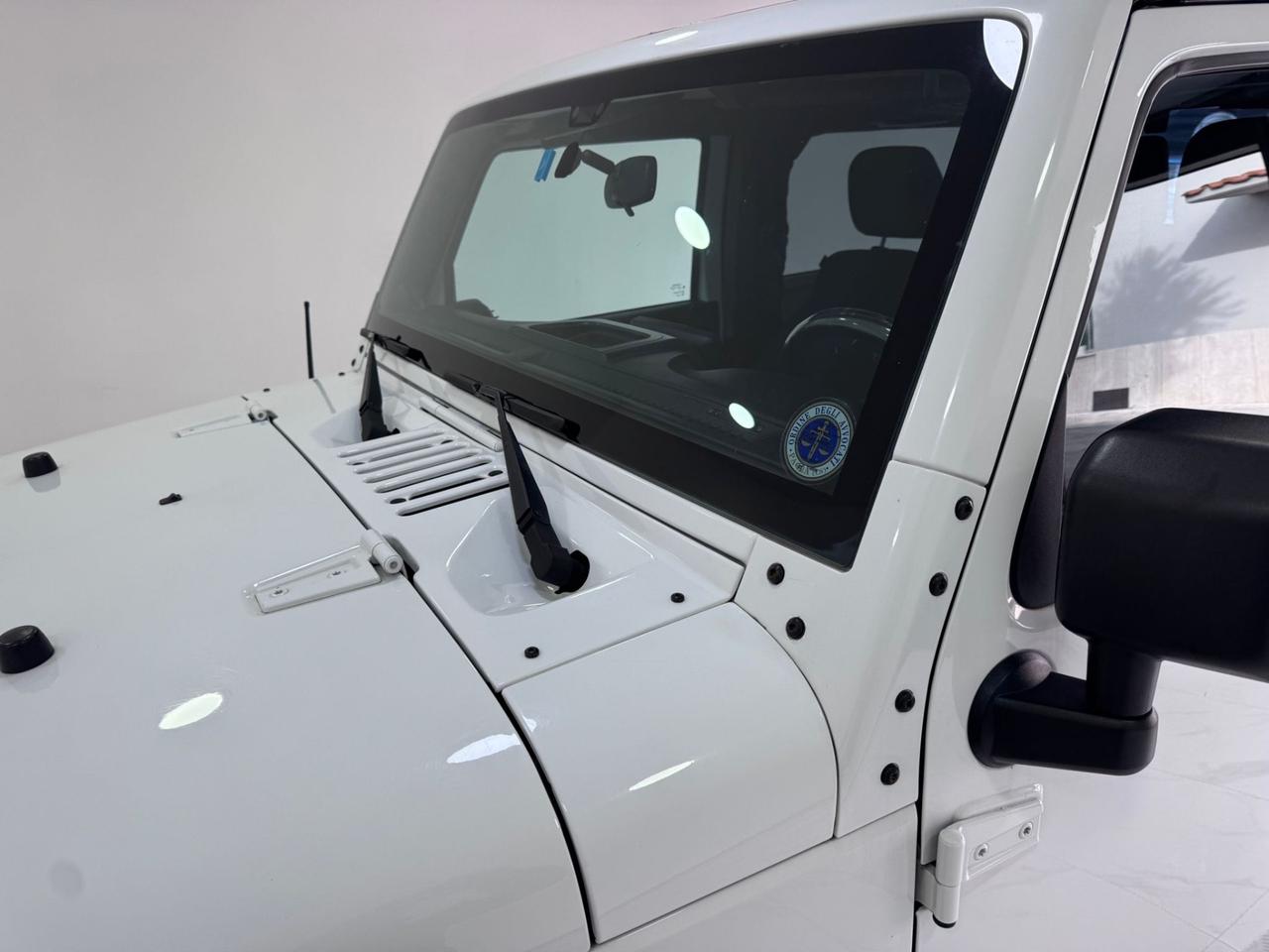 Jeep Wrangler 2.8 CRD DPF Sport Auto-2012