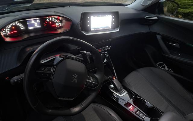 PEUGEOT 2008 BlueHDi 130 S&S EAT8 Allure