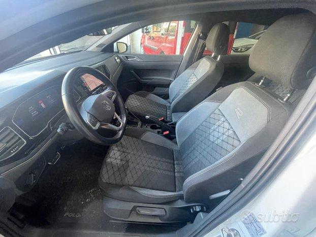 Volkswagen Polo 1.0 TSI DSG R-Line