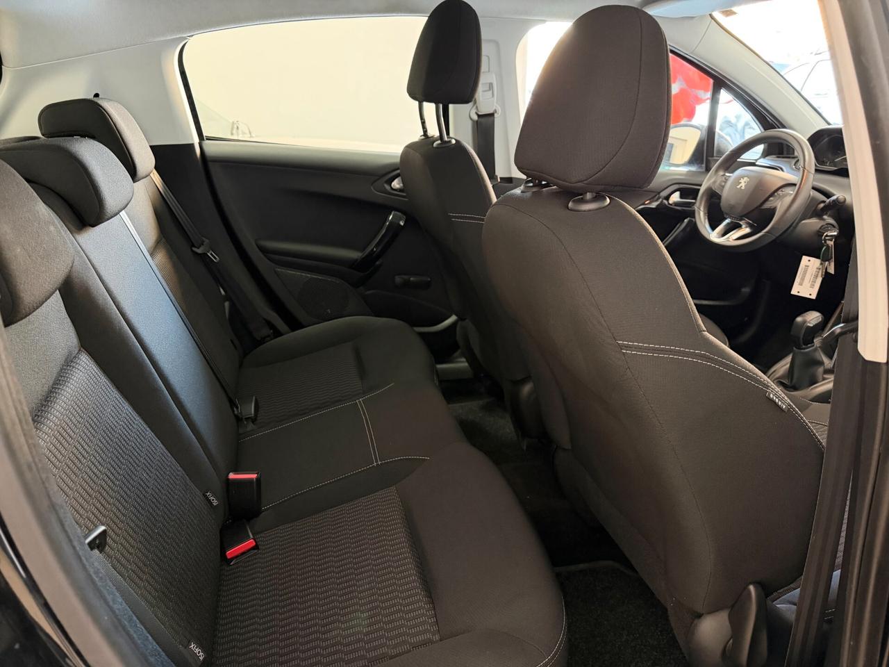 Peugeot 208 BlueHDi 75 5 porte Allure OK NEOPATENTATO