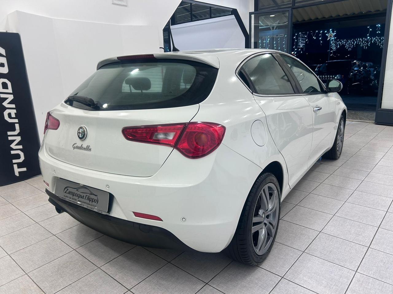 AlfaRomeo Giulietta 1.6 JTDm 105CV Distinctive 2015