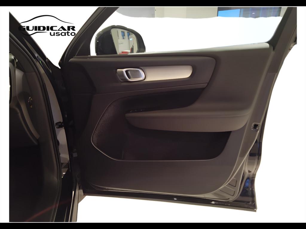 VOLVO XC40 2023 - XC40 2.0 b3 Core auto